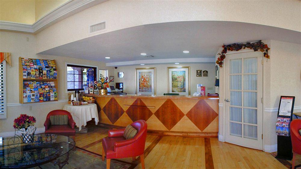 Best Western Plus Raffles Inn & Suites Анагайм Екстер'єр фото